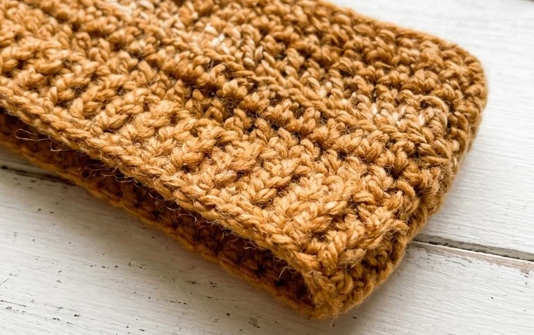 Free Ear Warmer Crochet Pattern With Tutorial